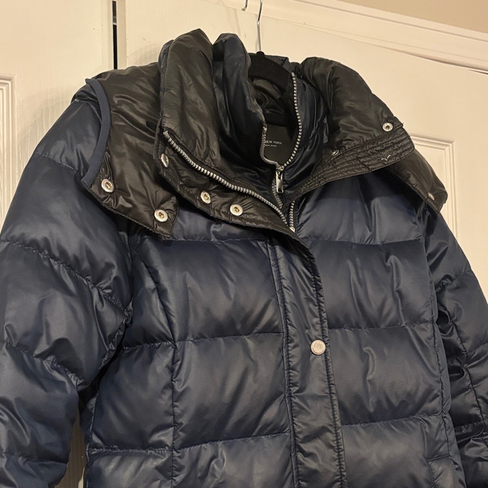 Andrew Marc women's puffer jacket sz medium - Picture 3 of 15